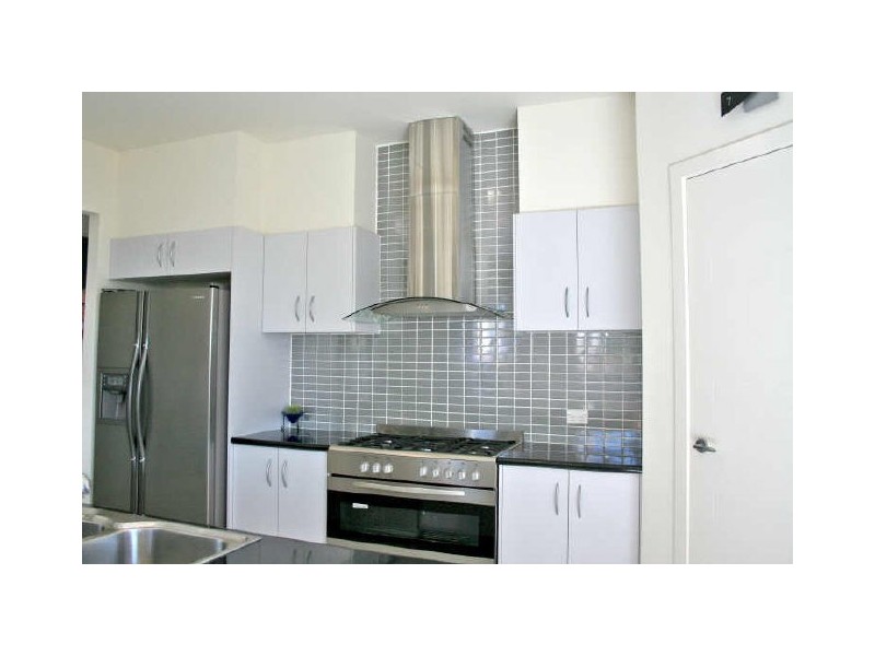69 Spinnaker Circuit, Redland Bay QLD 4165