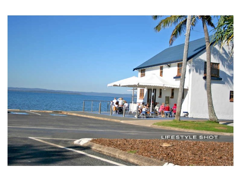 128 Shore Street North, Cleveland QLD 4163