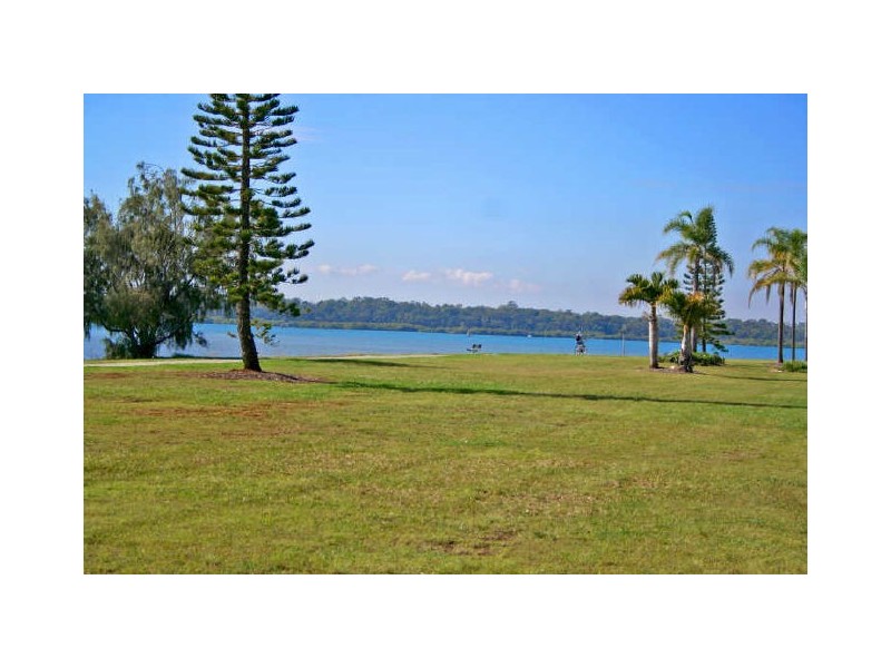 2 Skirmish Court, Victoria Point QLD 4165