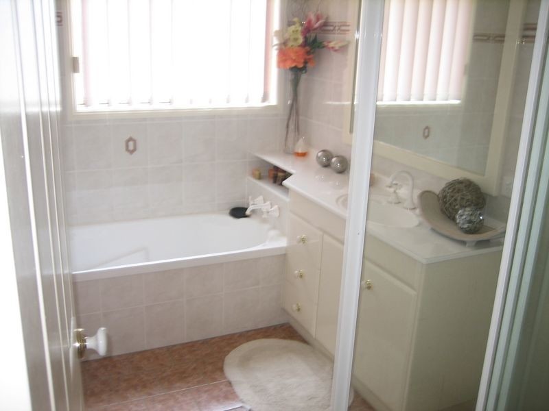 200a Shore Street, Cleveland QLD 4163