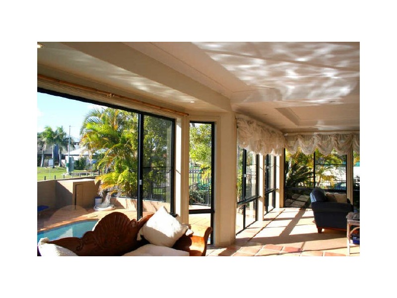 1 Medina Court, Ormiston QLD 4160