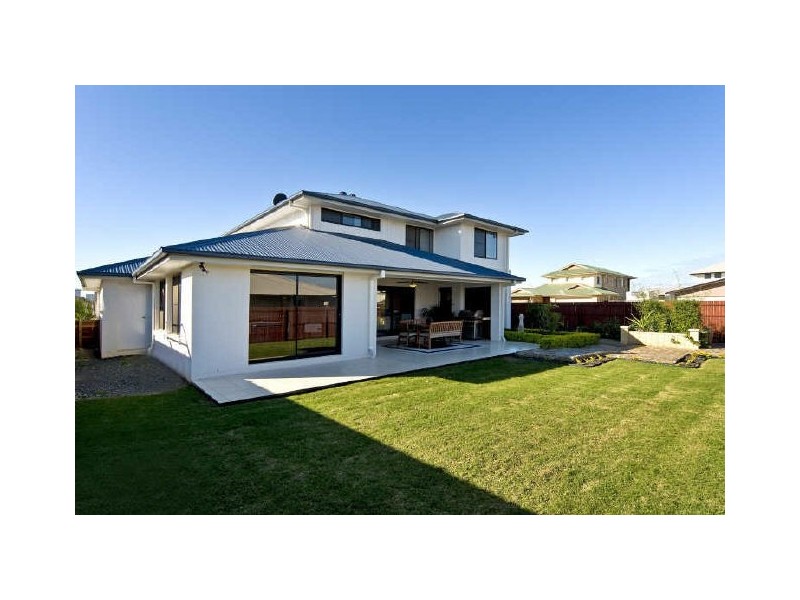 8 Moreton Road, Thornlands QLD 4164