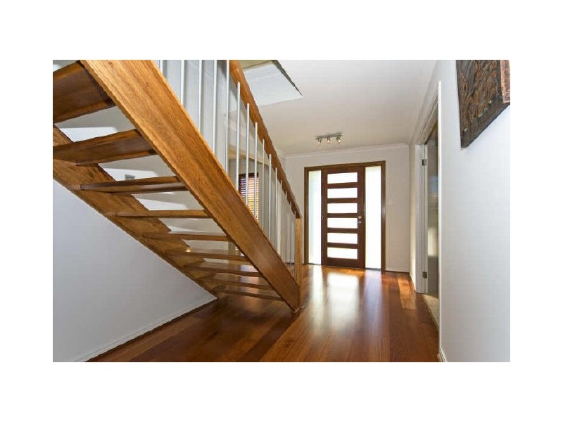 8 Moreton Road, Thornlands QLD 4164