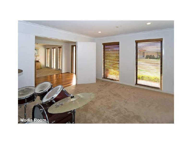 8 Moreton Road, Thornlands QLD 4164