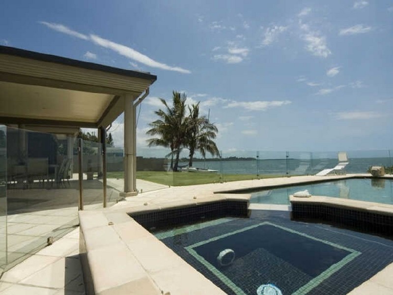 10 Sentinel Court, Raby Bay QLD 4163