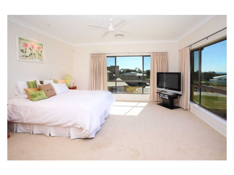 5 Sandune Place, Thornlands QLD 4164