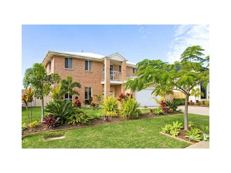 16 Seaspray Street, Thornlands QLD 4164