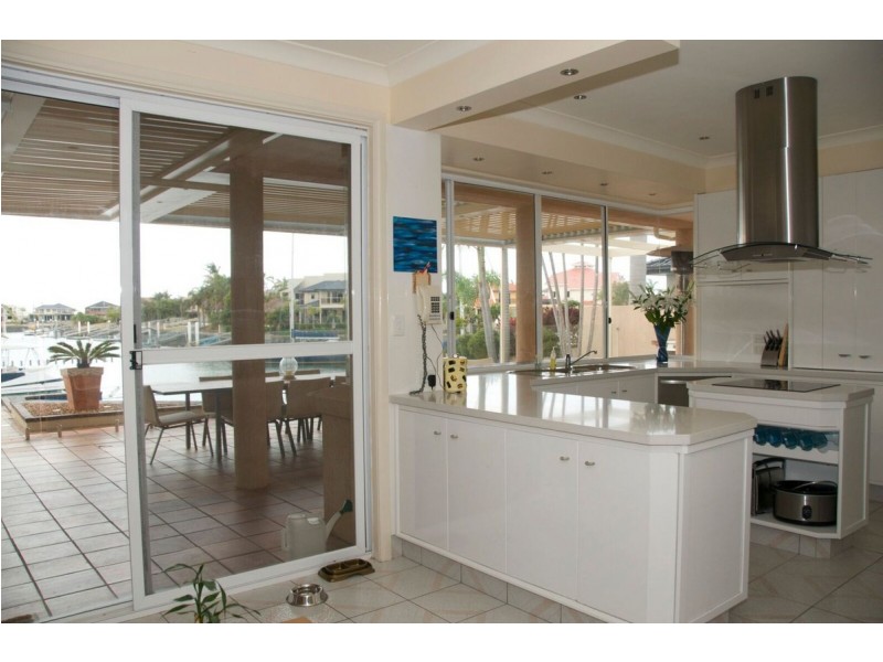 22 Anchorage Drive, Raby Bay QLD 4163