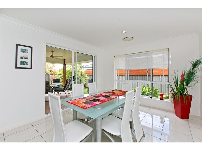 7 Nursery Street, Wellington Point QLD 4160