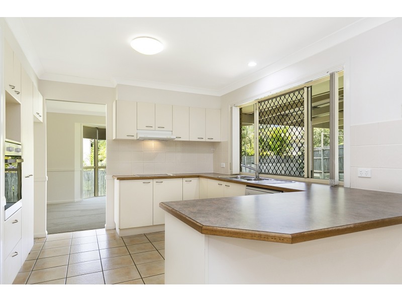 13 Kooringa Avenue, Cleveland QLD 4163