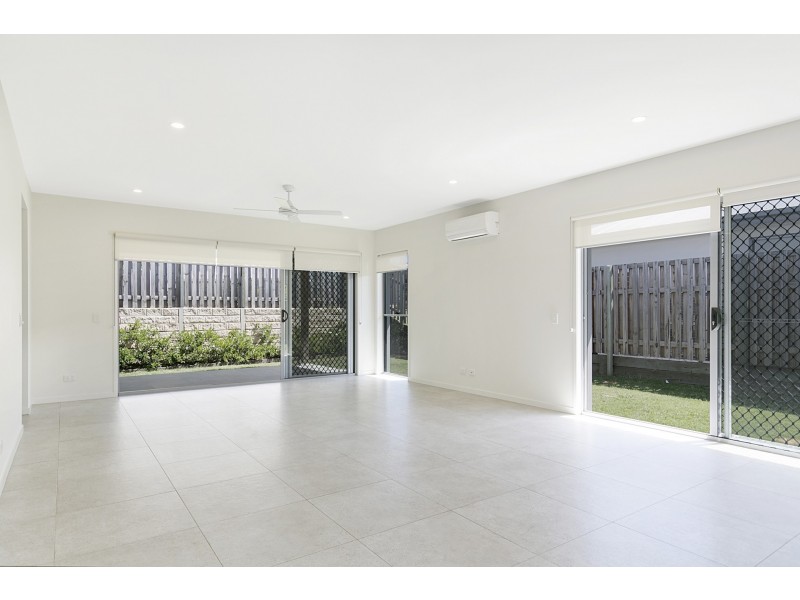 1 Mapleton Crescent, Capalaba QLD 4157