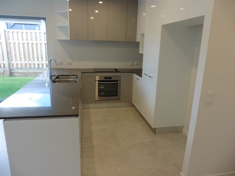 1 Mapleton Crescent, Capalaba QLD 4157