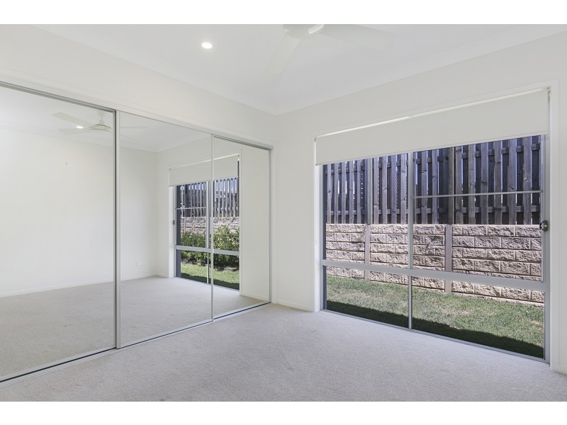 1 Mapleton Crescent, Capalaba QLD 4157