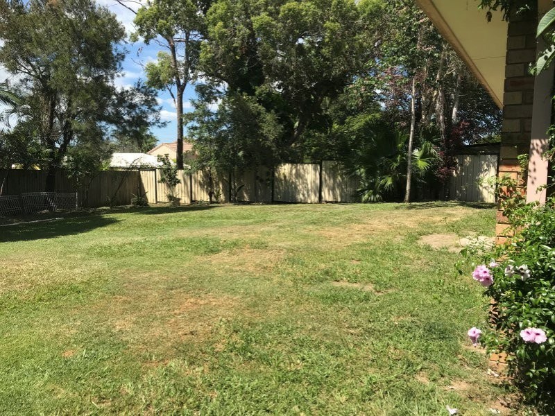 100 Benfer Road, Victoria Point QLD 4165