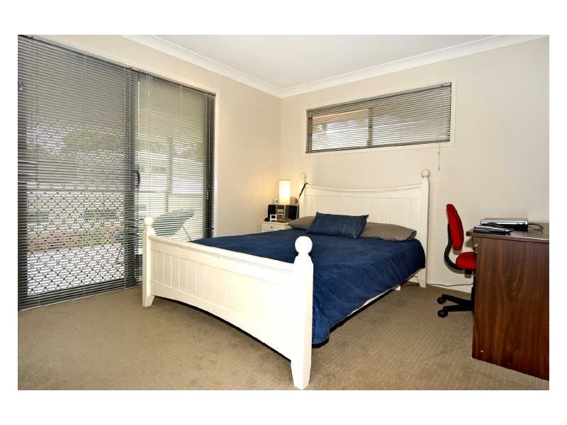 8 Yorston Place, Ormiston QLD 4160