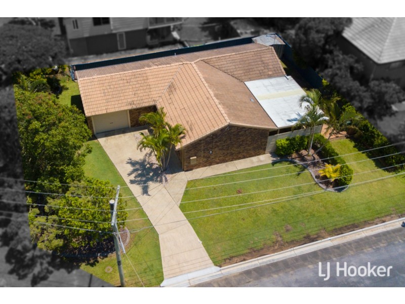 13 Makaha Drive, Birkdale QLD 4159