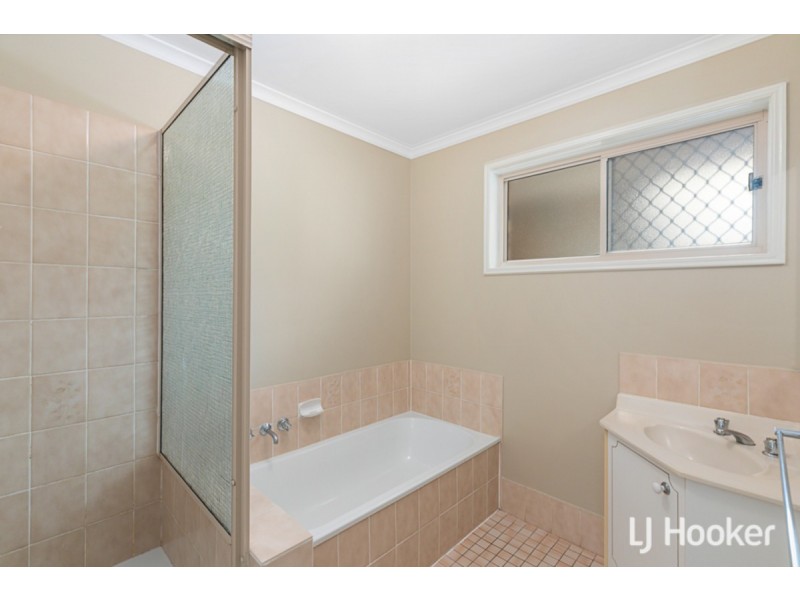 13 Makaha Drive, Birkdale QLD 4159