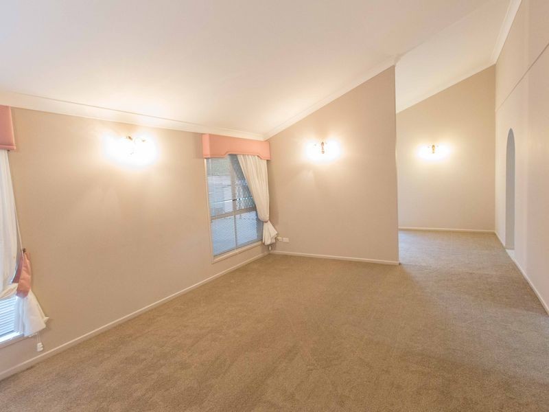 4 Maritime Court, Victoria Point QLD 4165