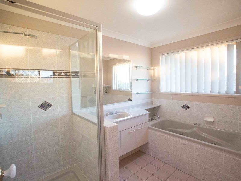 4 Maritime Court, Victoria Point QLD 4165