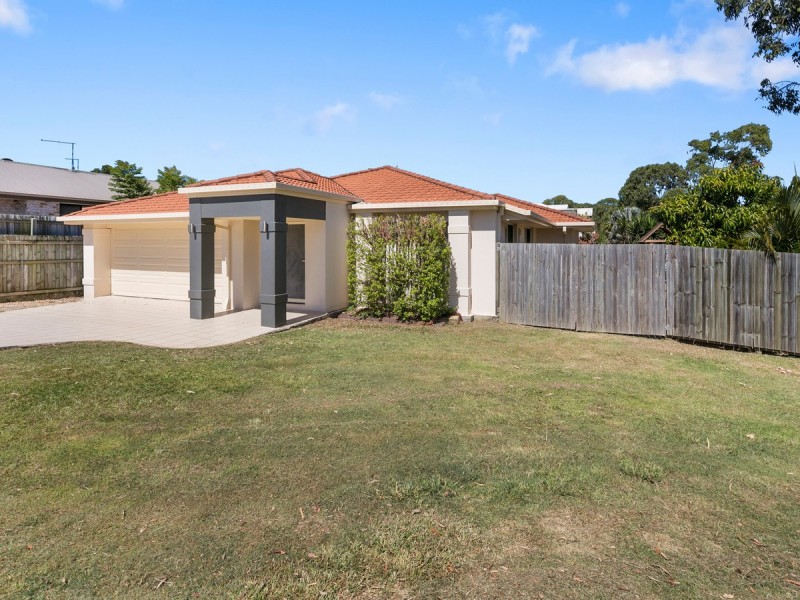 4 Sam Place, Thornlands QLD 4164