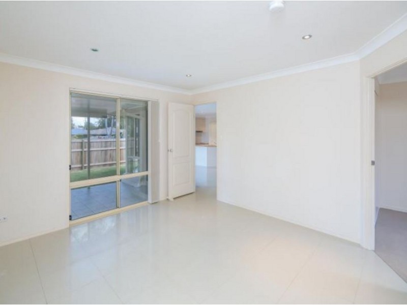 4 Sam Place, Thornlands QLD 4164