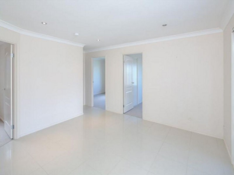 4 Sam Place, Thornlands QLD 4164