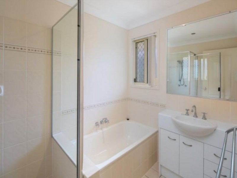 4 Sam Place, Thornlands QLD 4164