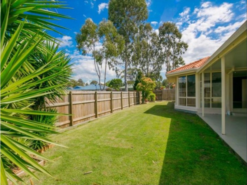 4 Sam Place, Thornlands QLD 4164