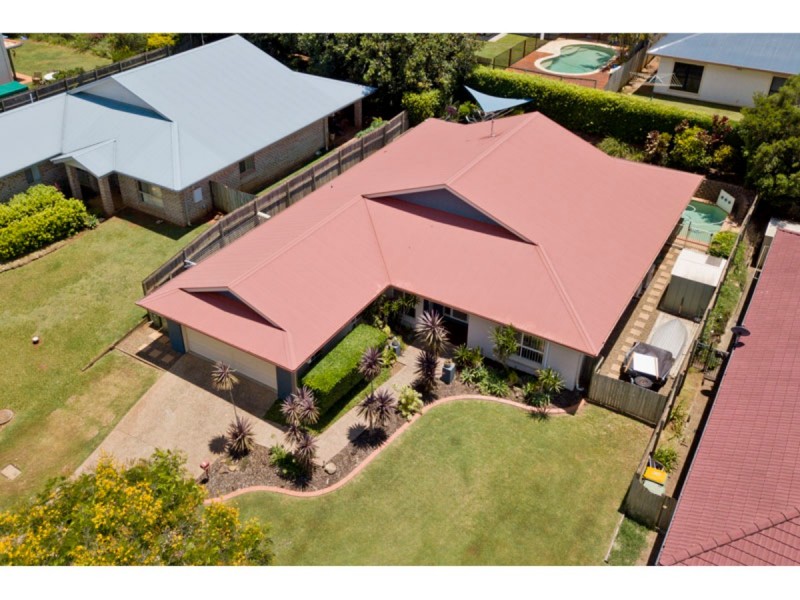 19 Daydream Street, Redland Bay QLD 4165