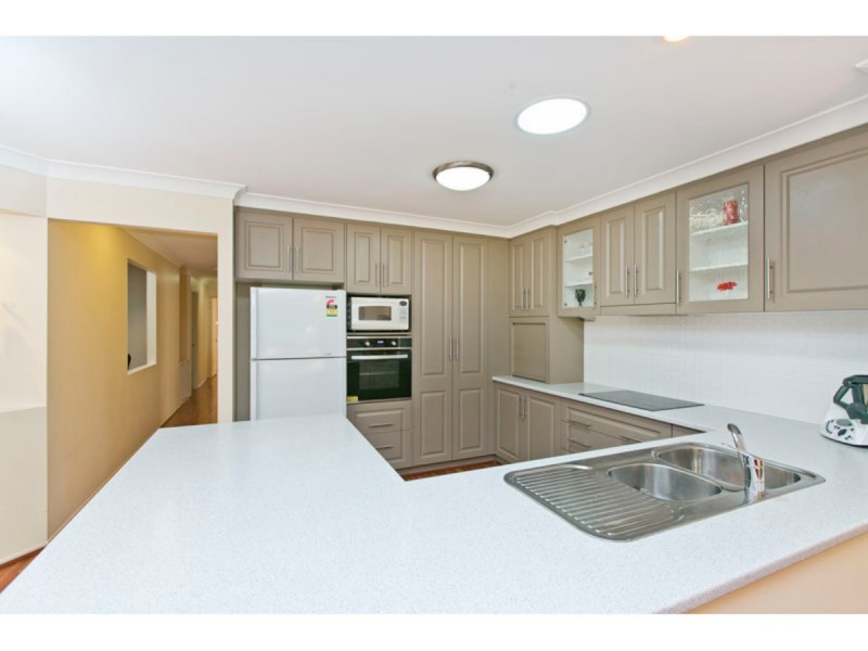 19 Daydream Street, Redland Bay QLD 4165