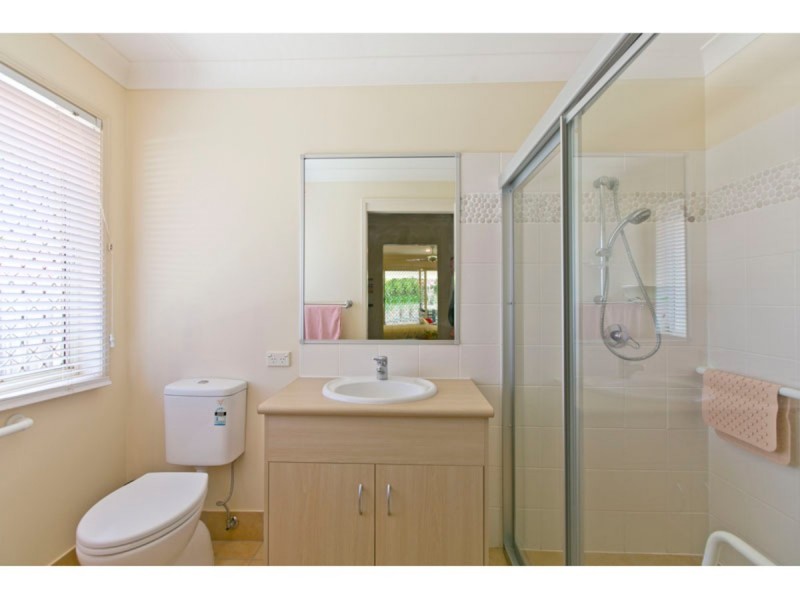 19 Daydream Street, Redland Bay QLD 4165