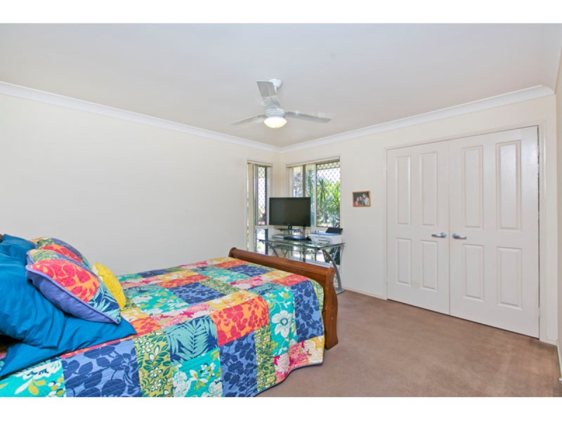 19 Daydream Street, Redland Bay QLD 4165