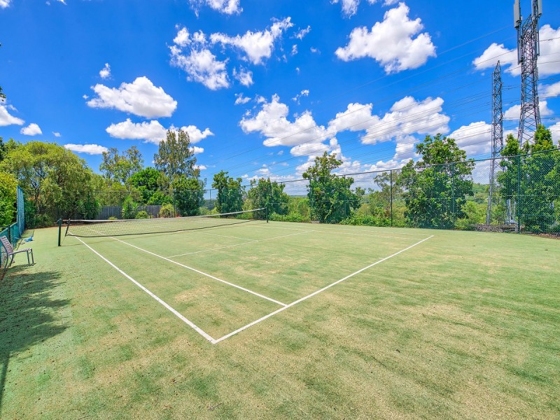 18/264 Sumners Road, Riverhills QLD 4074