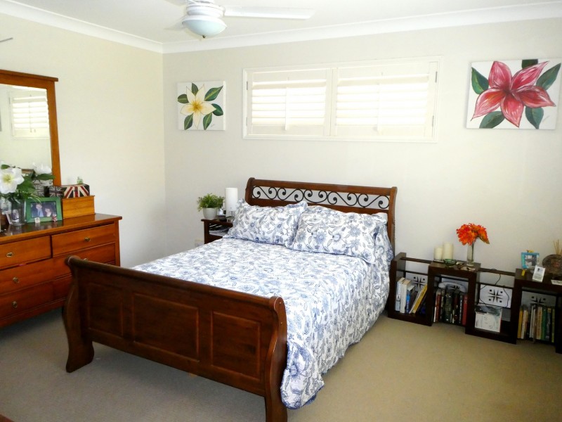 42 Strachan Road, Victoria Point QLD 4165