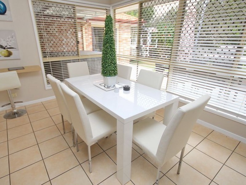 39 Carinyan Drive, Birkdale QLD 4159