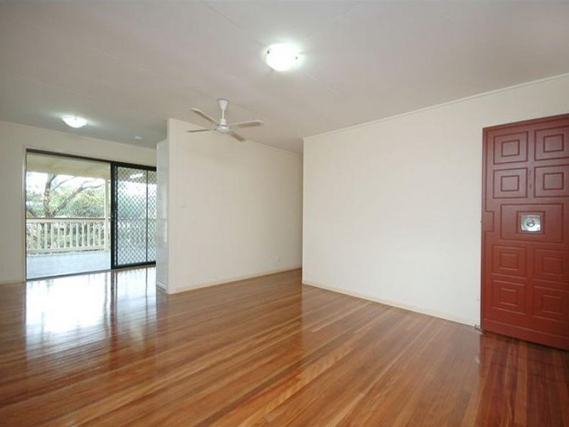 100 Fegen Drive, Moorooka QLD 4105