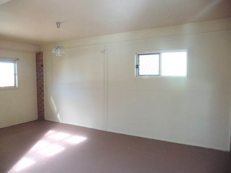 14 Mark Street, Redland Bay QLD 4165