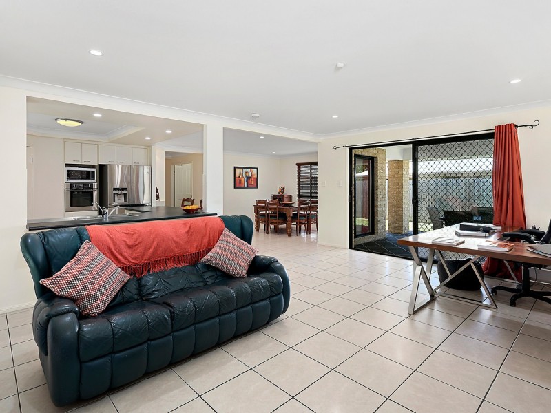 9 Lidgard Street, Thornlands QLD 4164