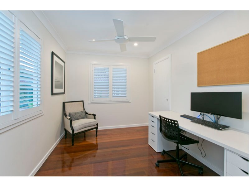 146 Raeburn Street, Manly West QLD 4179