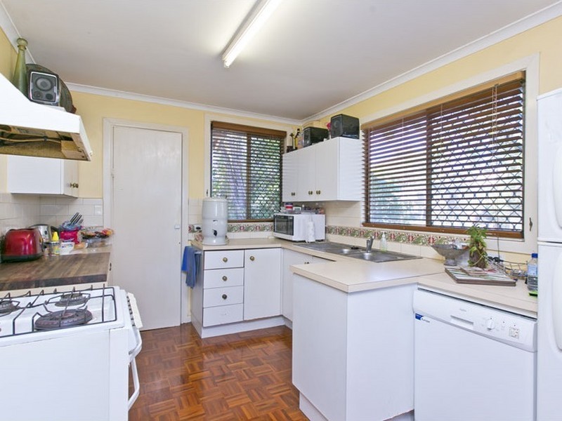 141 Oateson Skyline Drive, Seven Hills QLD 4170