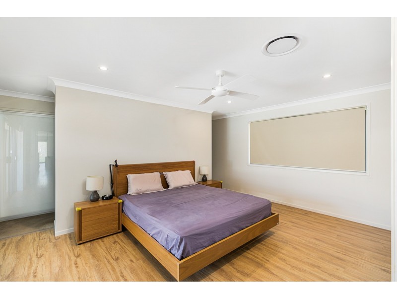 38 Sandalwood Street, Thornlands QLD 4164