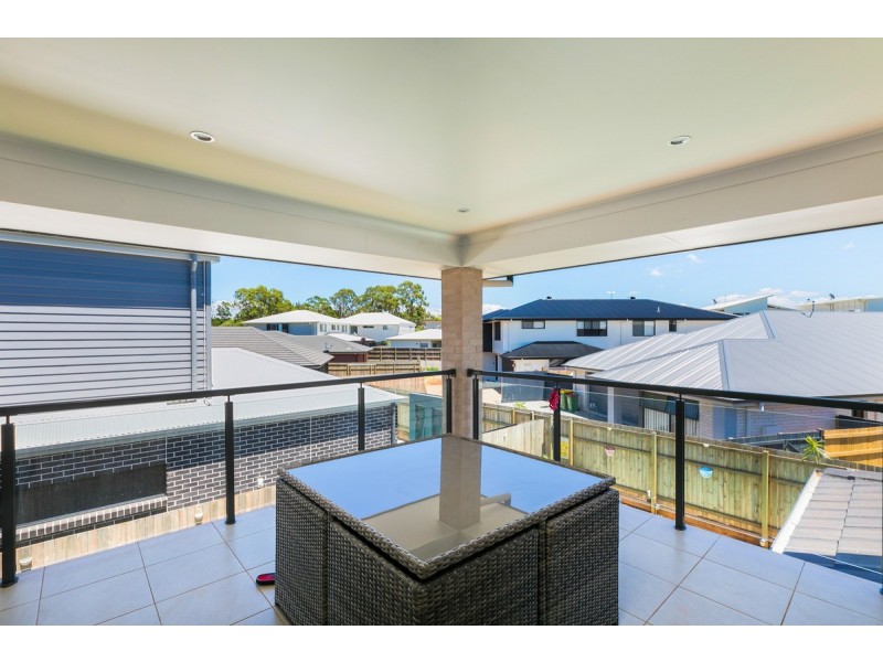 38 Sandalwood Street, Thornlands QLD 4164