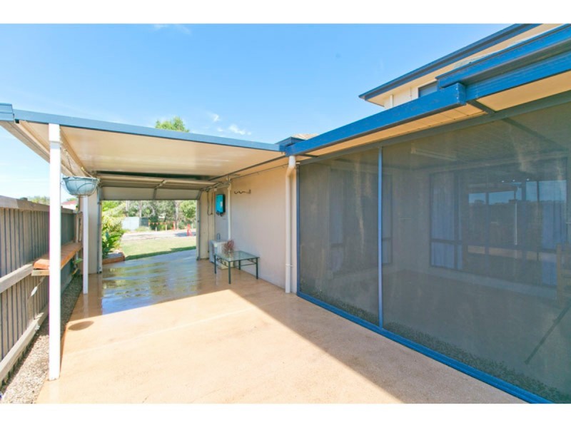 14 Gloria Parade, Redland Bay QLD 4165