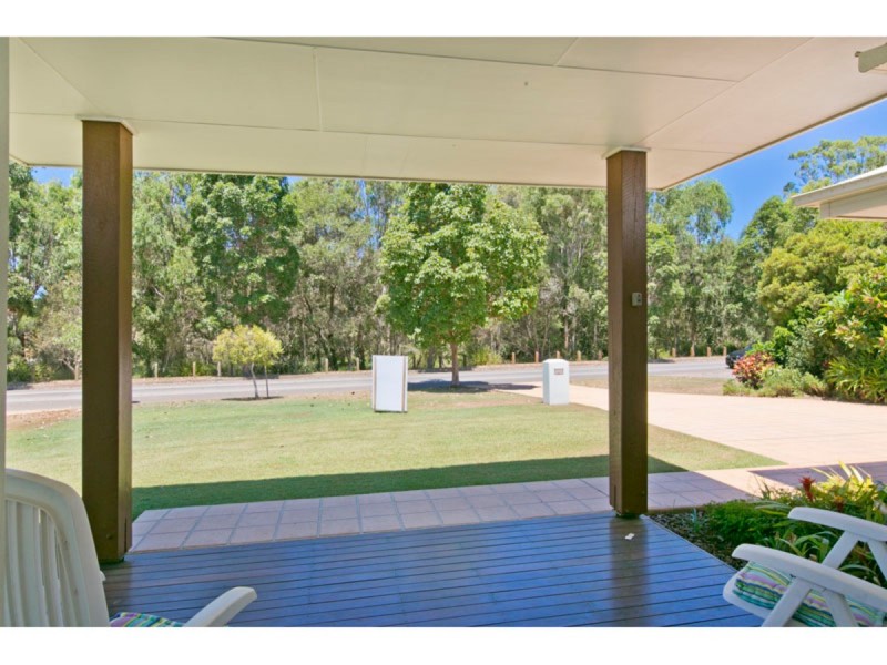 12 Gloria Parade, Redland Bay QLD 4165