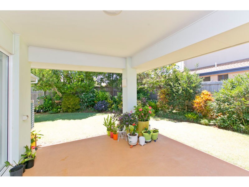 12 Gloria Parade, Redland Bay QLD 4165