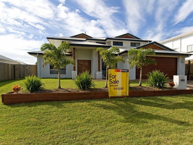 8 Seaspray Street, Thornlands QLD 4164