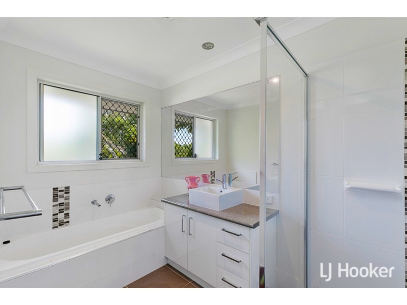 15 Portmarnock Drive, Victoria Point QLD 4165