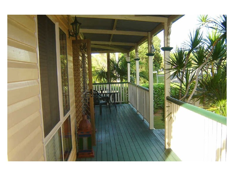 64 Riesling Street, Thornlands QLD 4164