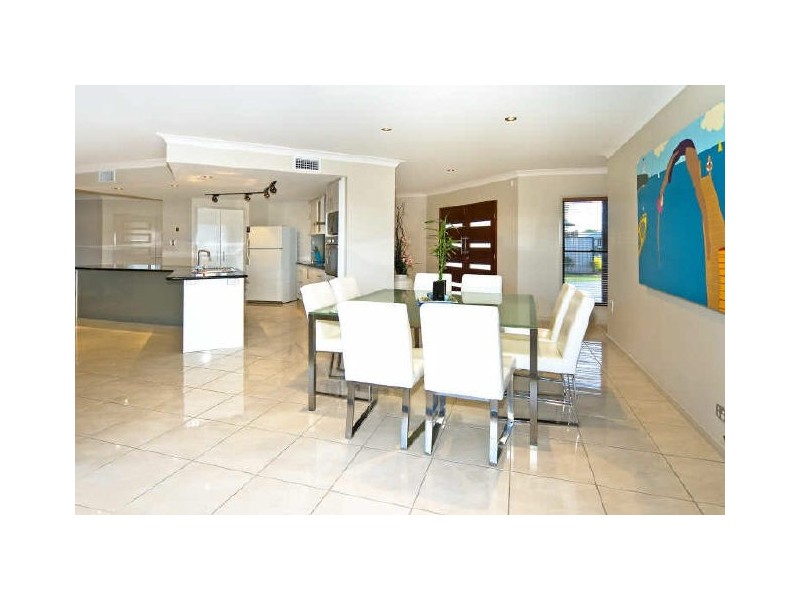 5 Maria Court, Wellington Point QLD 4160