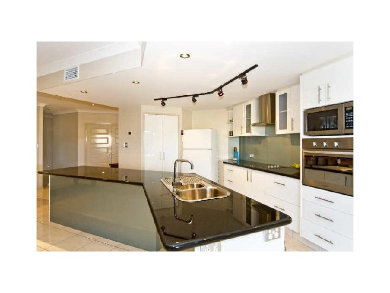 5 Maria Court, Wellington Point QLD 4160